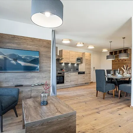 Alpenparks & Alpendorf *