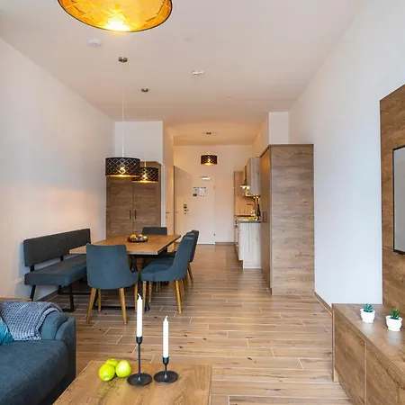 Golden Alpendorf Hotel *