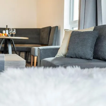Golden Alpendorf Hotel *